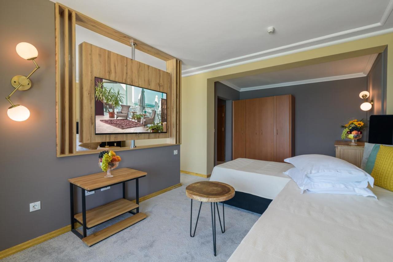 Marina Hotel, Sunny Day 4* Warna